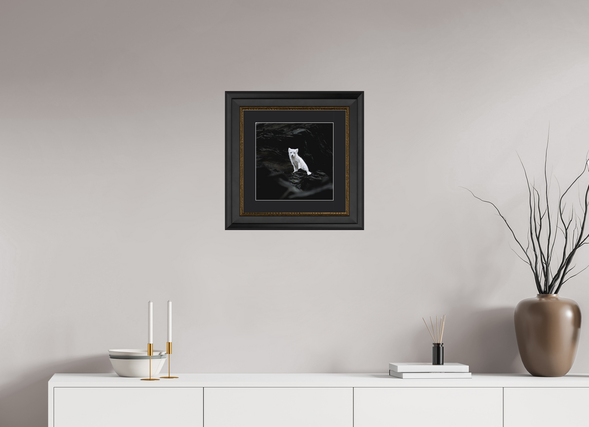 30 x 30 cm, Solid Wood Frame London Passe-partout Gold Arctiv Fox Angel -Solid Frame With Passe-Partout